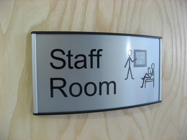 aluminium door sign, office sign, wall sign, directory sign, nameplate
